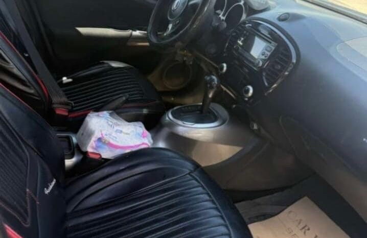 
Nissan Other Nissan Model 2010 full									