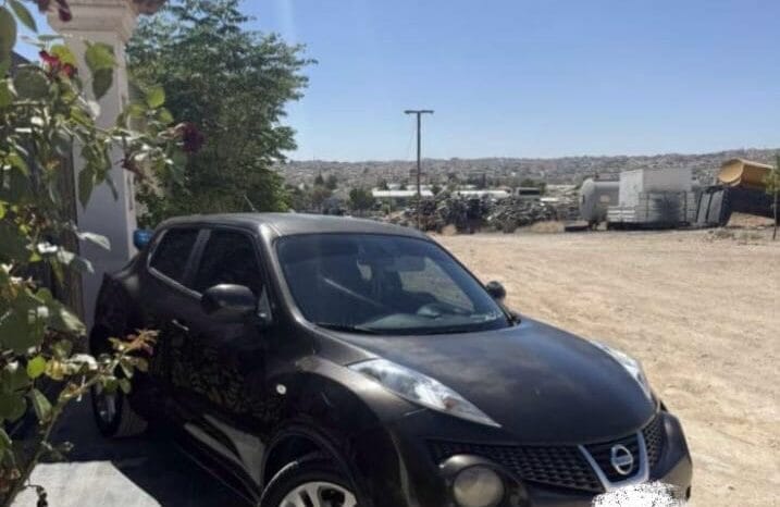 
Nissan Other Nissan Model 2010 full									