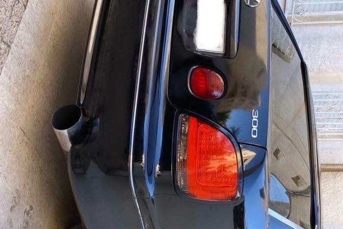 
Lexus Other Lexus Model 2001 full									