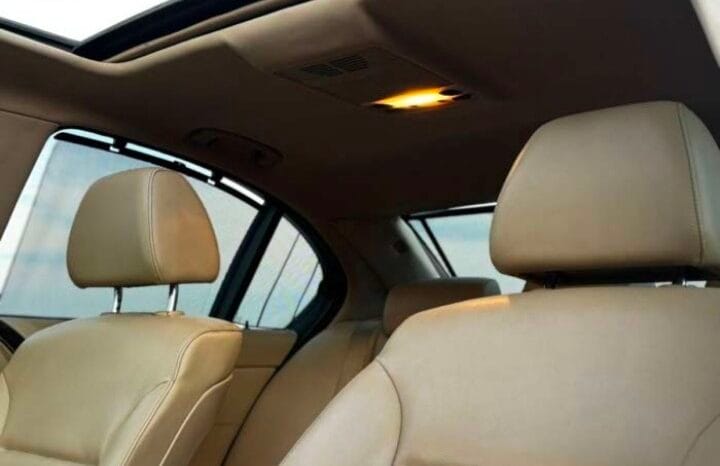 
BMW 5 Series 2005 full									
