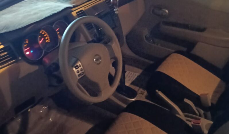 
Nissan Tida 2011 full									