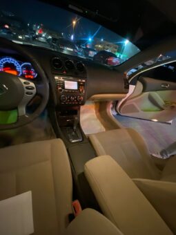 
Nissan Other Nissan Model 2011 full									