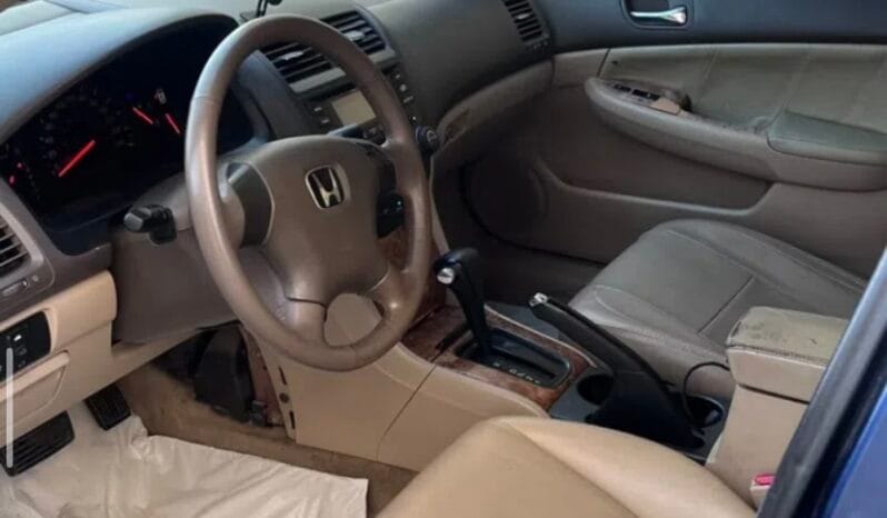 
Honda Accord 2004 full									