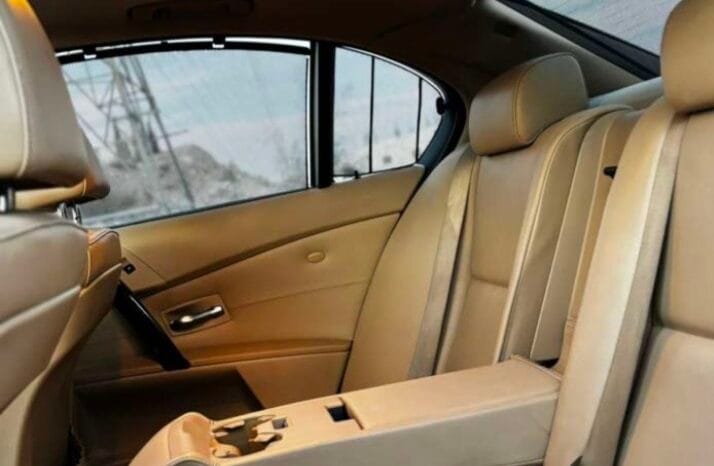 
BMW 5 Series 2005 full									