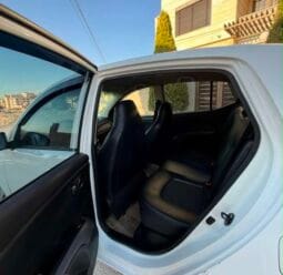 
Hyundai Other Hyundai Model 2016 full									