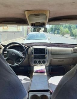 
Ford Explorer 2005 full									