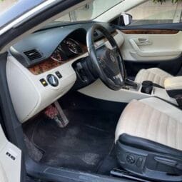 
Volkswagen Passat 2009 full									