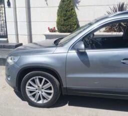 
Volkswagen Tiguan 2009 full									