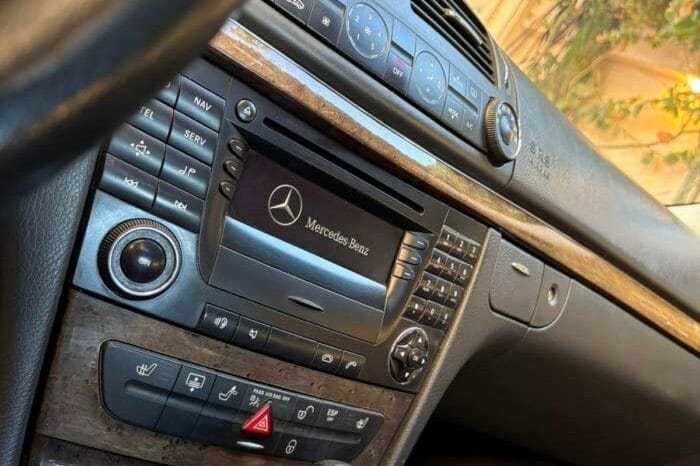 
Mercedes E-Class 2006 full									