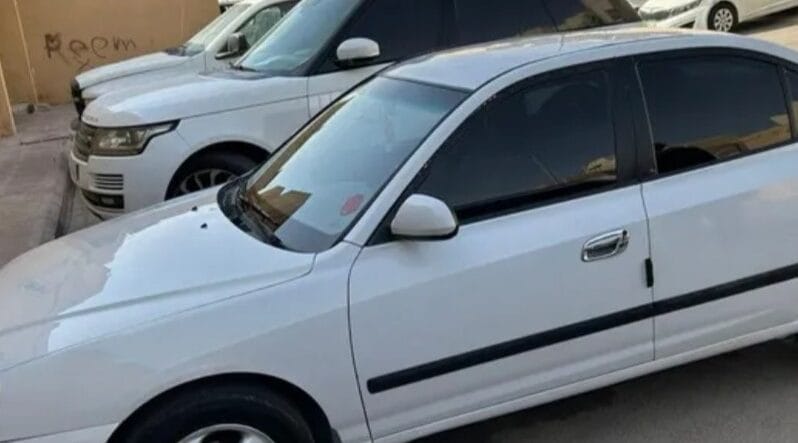 
Hyundai Elantra 2005 full									