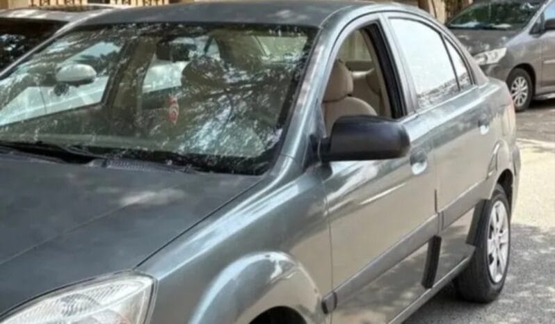 
Kia Rio 2010 full									