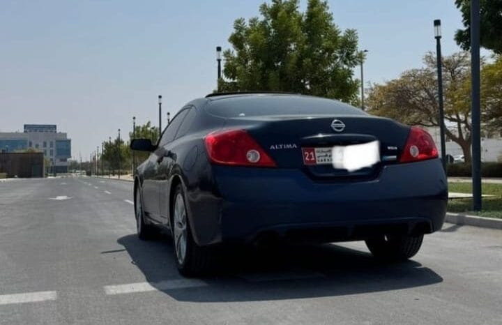 
Nissan Altima 2010 full									