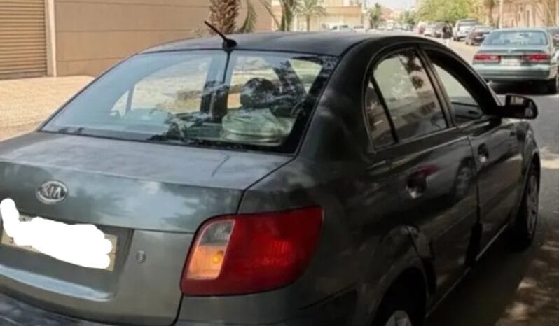 
Kia Rio 2010 full									