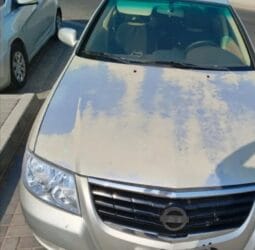 Nissan Sunny 2010