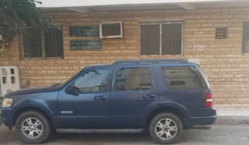 
Ford Explorer 2008 full									