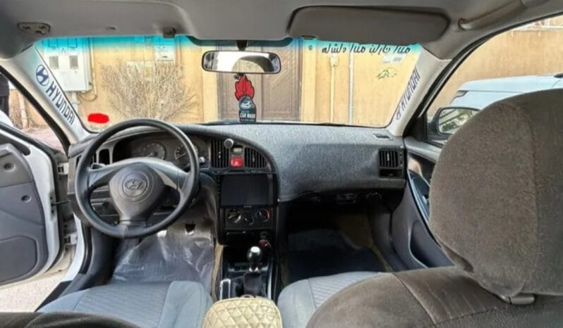 
Hyundai Elantra 2005 full									